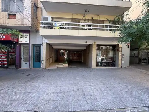 Avenida Directorio 400
