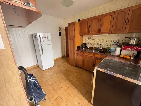 Departamento 4 ambientes con 3 baños