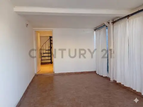 164 Entre 15 y 16 1300, Piso 0