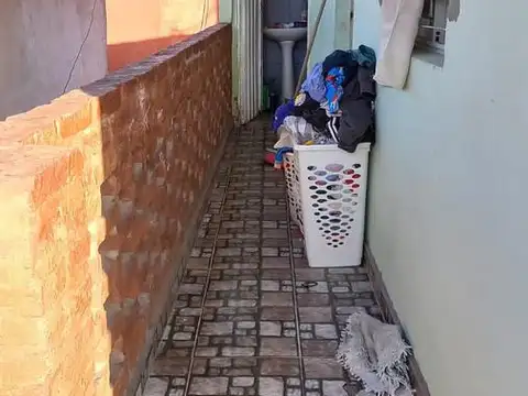 Casa en Venta con 3 cocheras