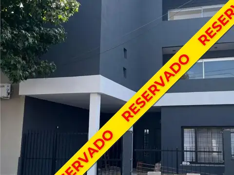 PH 3 amb. con jardin y cochera