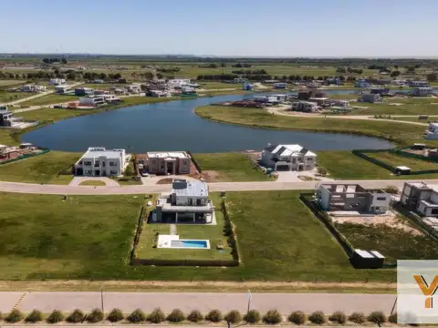 Terreno en venta - 881mts2 - Elcano, Hudson