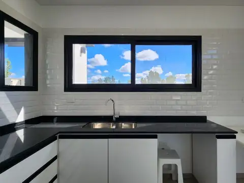 Casa en Venta 1 año