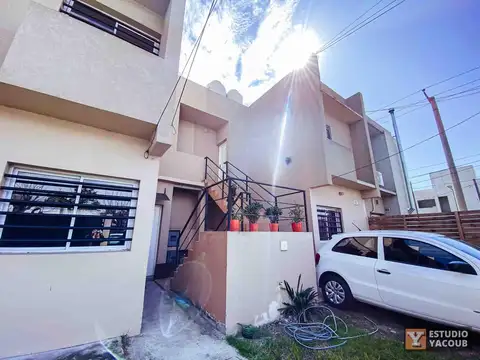 Depto Tipo Casa en Venta al Noroeste