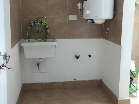 Depto Tipo Casa en Alquiler 15 años