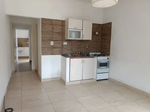 Depto Tipo Casa en Alquiler de 2 ambientes