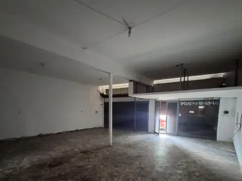 Local en Alquiler 40 años