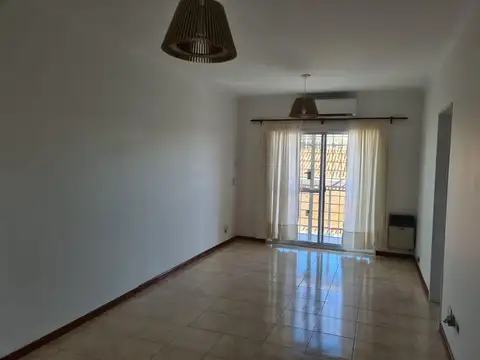 Departamento en Venta en Adrogue, USD 100.000
