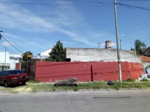 Terreno en Venta en Isidro Casanova, USD 110.000