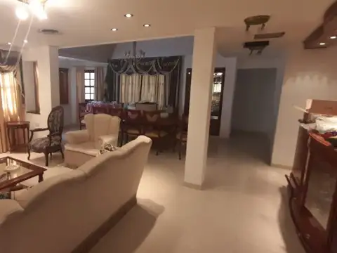 CALLE 27  GERVASIO A POSADAS 300