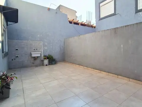 Depto Tipo Casa en Venta 12 años