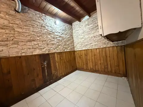 Depto Tipo Casa en Alquiler de 2 dormitorios