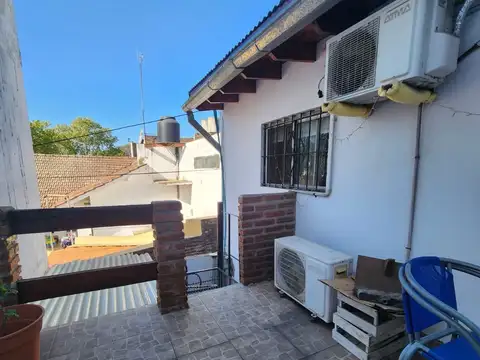 Primera junta al 1300