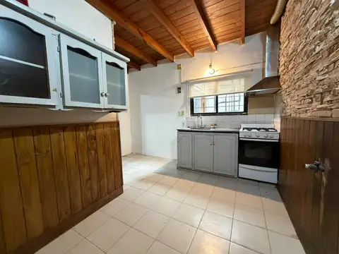 Depto Tipo Casa en Alquiler de 3 ambientes