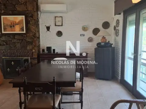 Casa en Mansa, Punta del Este de 3 dormitorios, con parrillero.
