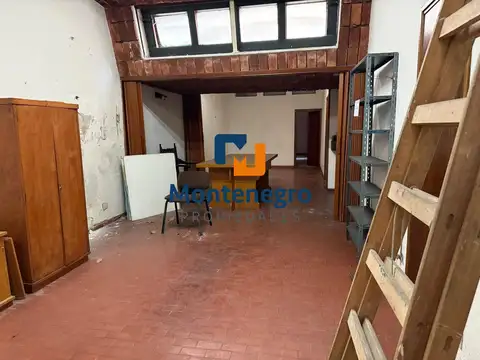 Oficina en Alquiler 35 años