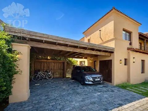 Casa en Venta de 4 dormitorios