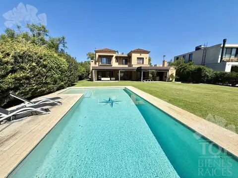 Casa en venta en El Encuentro