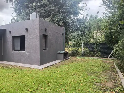 Casa 2 ambientes con 1 baño