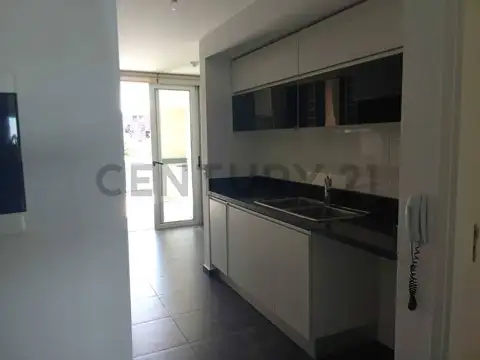 Departamento en Alquiler con 2 cocheras