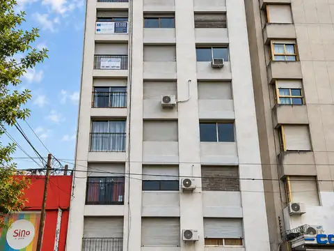 9  e/  46 y 47 700, Piso 6