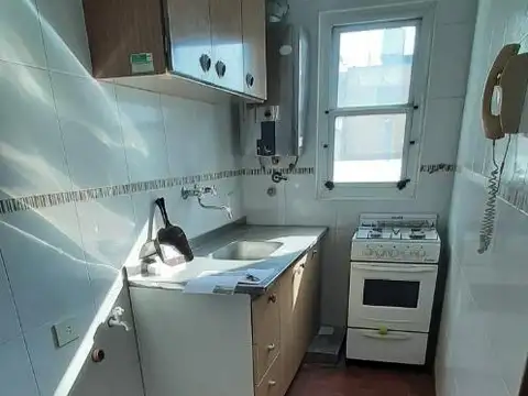 Neuquen 2200, Piso 2