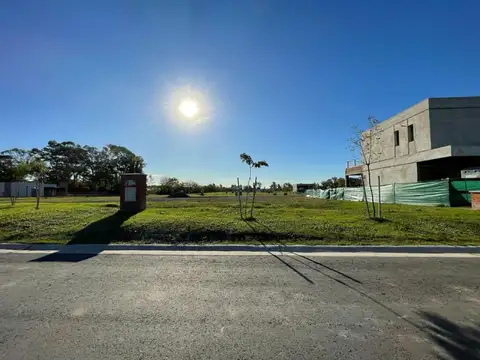 Terreno en venta en Pilar del Este Santa Sofia - Central 
