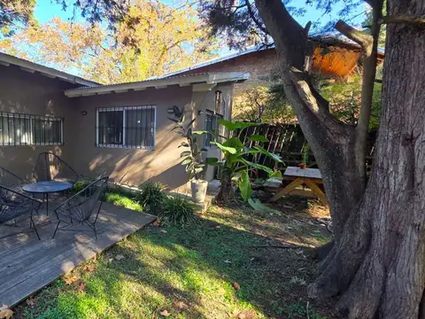VENTA CASA 4 AMB. PARQUE/PISCINA PARQUE LELOIR