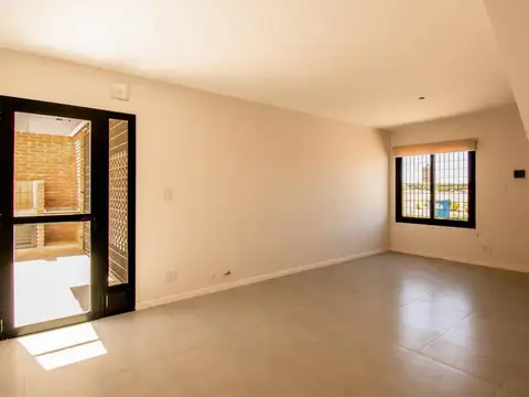 Depto Tipo Casa en Venta de 2 ambientes