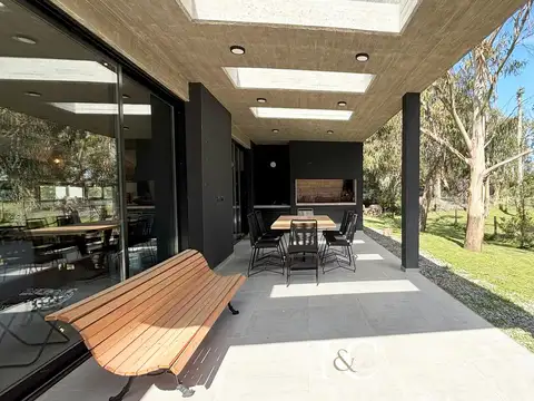 Casa en Alquiler Temporal en Costa Esmeralda, USD 340