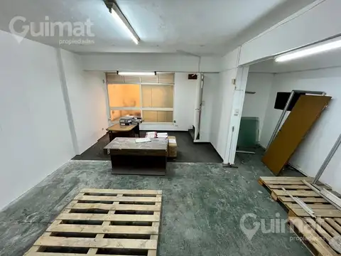 Local en Venta 65 años