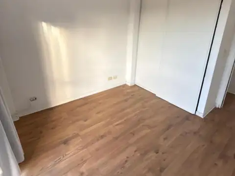 Depto en venta - 2 amb. con balcón -Villa Ballester