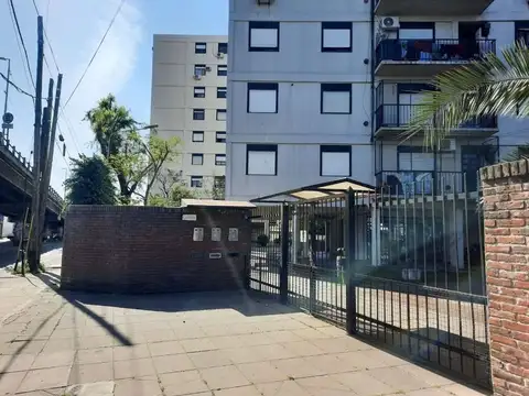VENTA DEPARTAMENTO 4 AMBIENTES CIUDADELA COCHERA