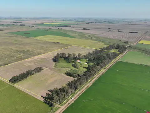 40 Has. Agrícolas con casco en San Pedro