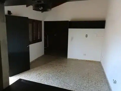 Calle 28 bis entre 493 y 494