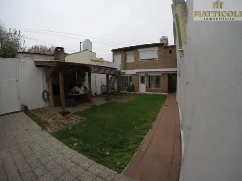 PH al frente sobre sup parcela de 171 m2 con Garaje y Jardin en Villa Ballester