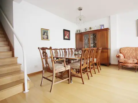 Venta depto. duplex 3 ambientes amplios Nuñez.