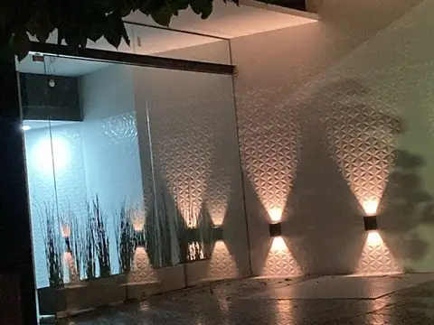 A Estrenar 2 Ambientes con Patio. Detalles de Categoría.