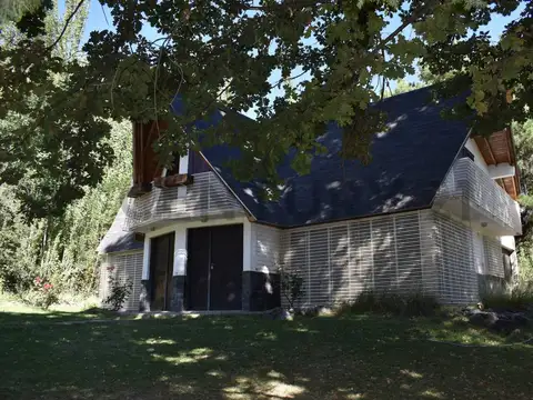 SE VENDE EXCELENTE CASA EN LAS VEGAS- POTRERILLOS