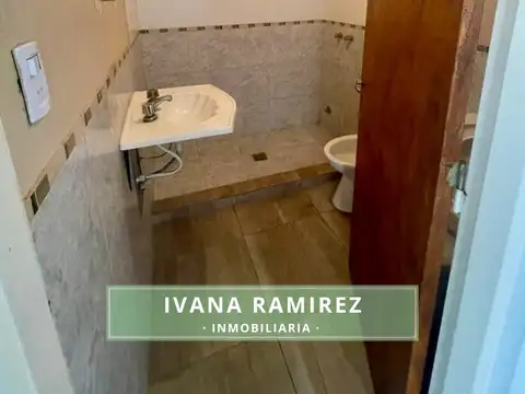 Casa 3 ambientes con 1 baño