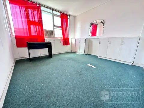 Oficina en Alquiler en Centro, $ 550.000