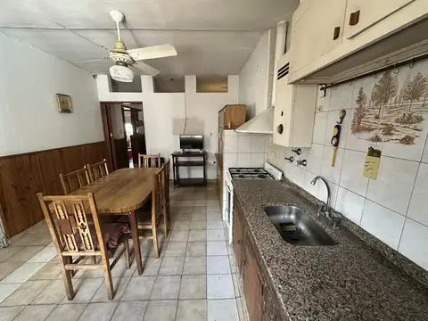 Casa en Venta en Lisandro De La Torre, USD 52.000