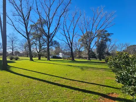 Lote/terreno 3026m2 en venta en Country Club Los Cerrillos, Manzanares, Pilar