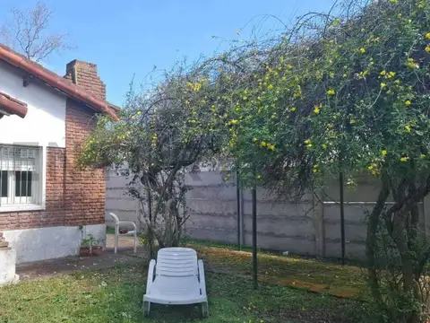 CASA VENTA EN M.B. GONNET