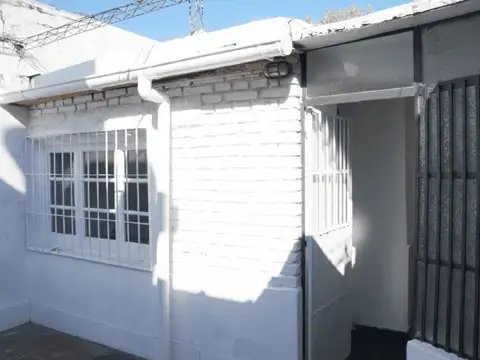 Depto en Venta 6ta sección 4 amb. 2 hab.