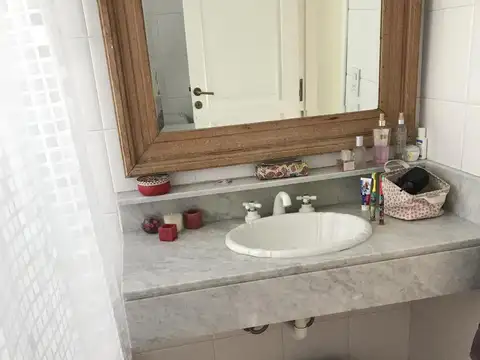 Casa en Venta al Noreste