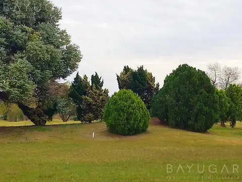 Venta | Inmejorable lote con vista al green de golf en Campo Grande | Bayugar Negocios Inmobiliarios