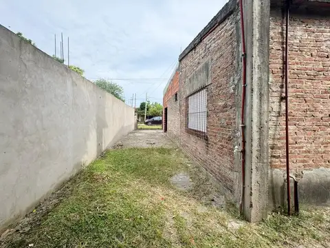 Casa 3 ambientes con 1 baño