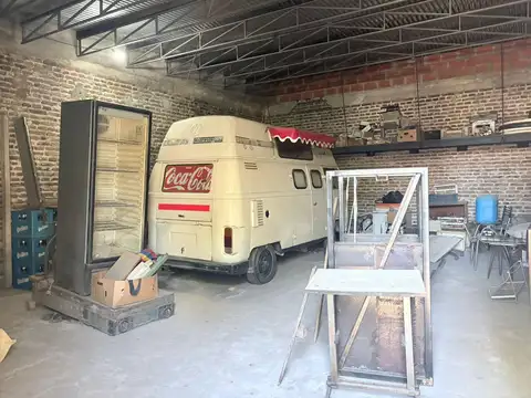 Galpon en Venta 10  mts Fondo