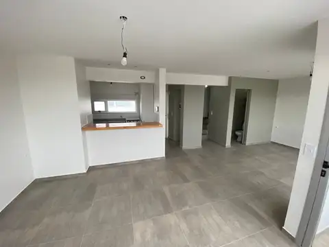 63 entre 11 y 12 800